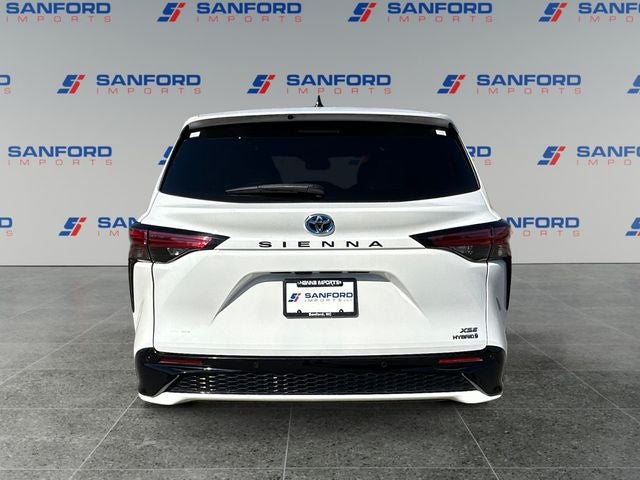 2023 Toyota Sienna XSE 7 Passenger