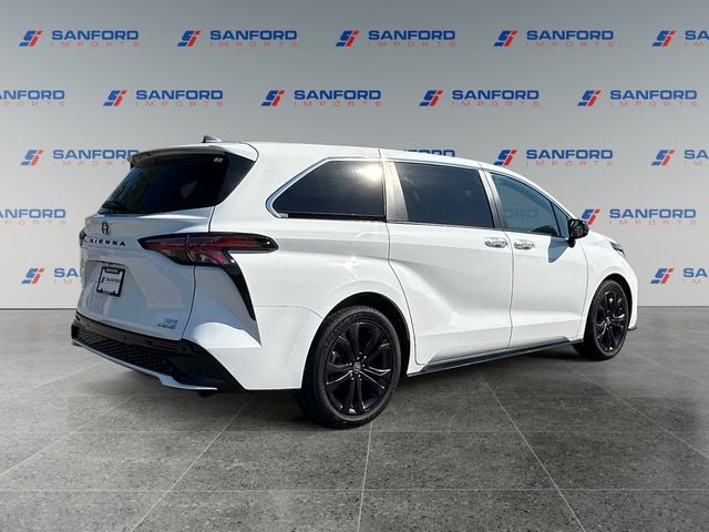 2023 Toyota Sienna XSE 7 Passenger