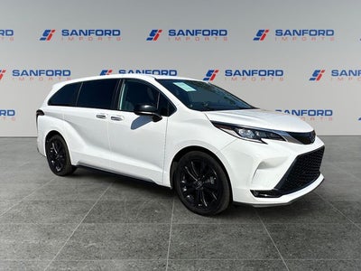 2023 Toyota Sienna XSE 7 Passenger