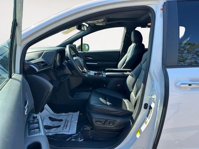 2023 Toyota Sienna XSE 7 Passenger