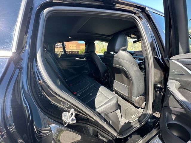 2023 BMW X4 xDrive30i