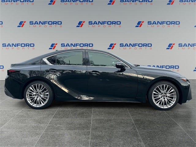 2023 Lexus IS 300
