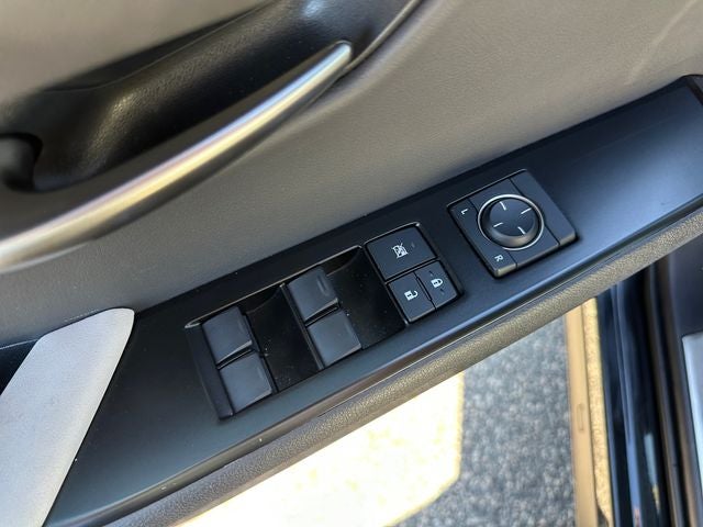 2023 Lexus UX 250h Premium