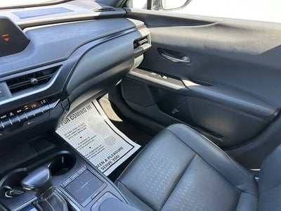 2022 Lexus UX 200 Base