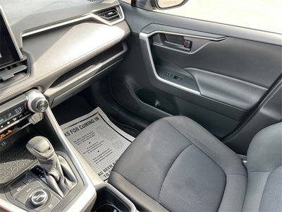 2023 Toyota RAV4 Hybrid LE