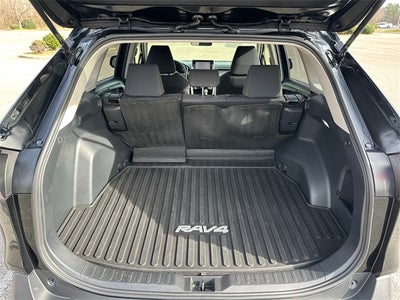 2023 Toyota RAV4 Hybrid LE