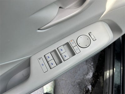 2024 Hyundai Kona SE