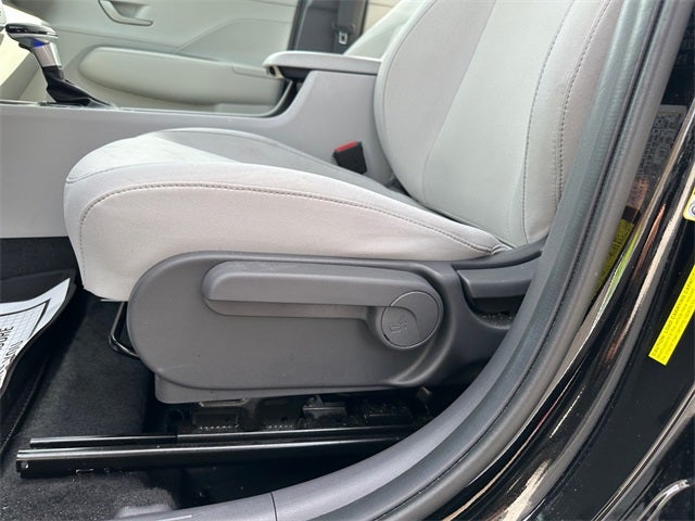 2024 Hyundai Kona SE