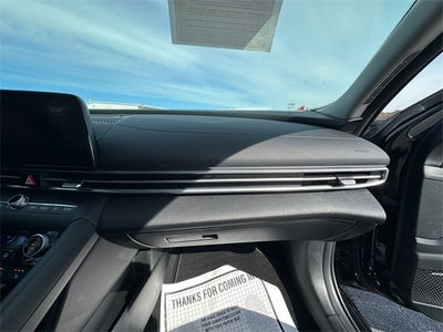 2022 Hyundai Elantra Limited