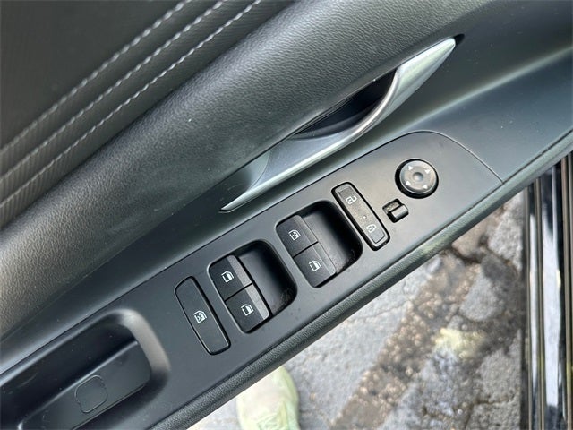 2022 Hyundai Elantra Limited