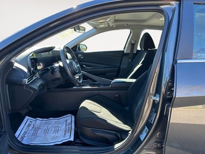 2024 Hyundai Elantra SEL