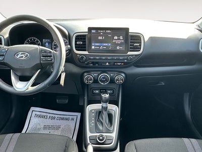 2022 Hyundai Venue SEL