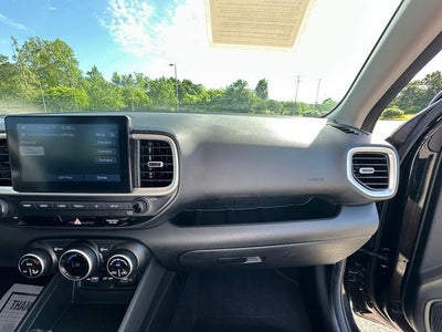 2022 Hyundai Venue SEL