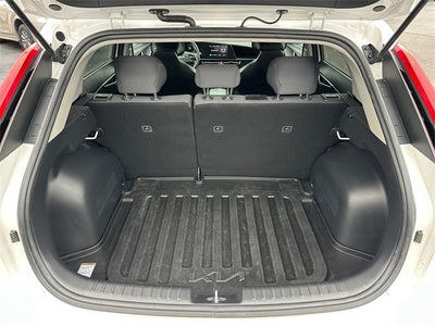 2023 Kia Niro LX