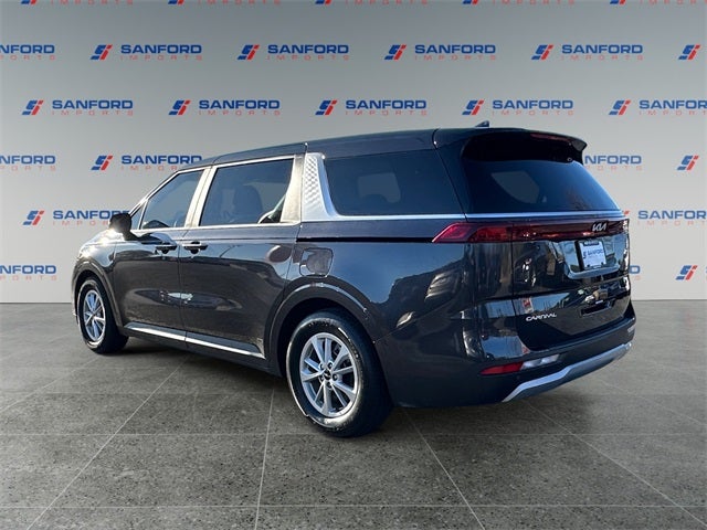 2024 Kia Carnival LX