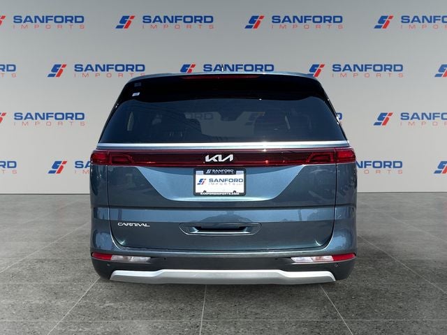 2024 Kia Carnival EX