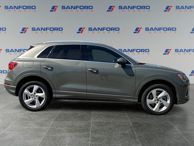 2021 Audi Q3 Premium quattro