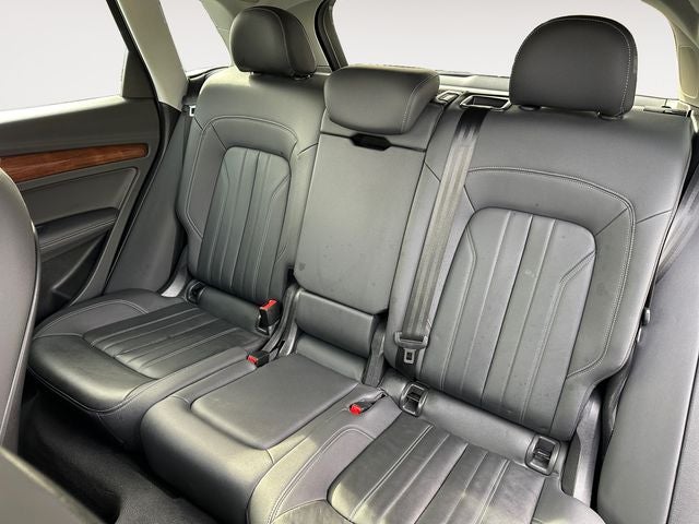 2023 Audi Q5 45 S line Premium quattro