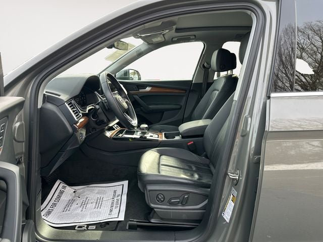 2023 Audi Q5 45 S line Premium quattro