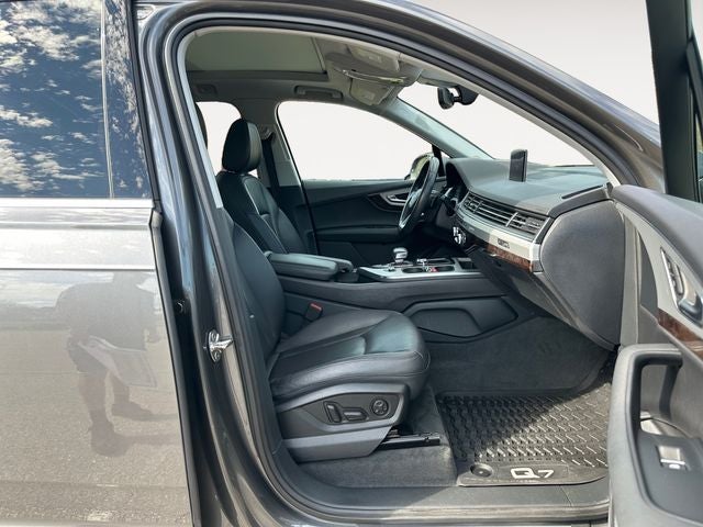 2019 Audi Q7 45 Premium Plus quattro