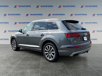 2019 Audi Q7 45 Premium Plus quattro