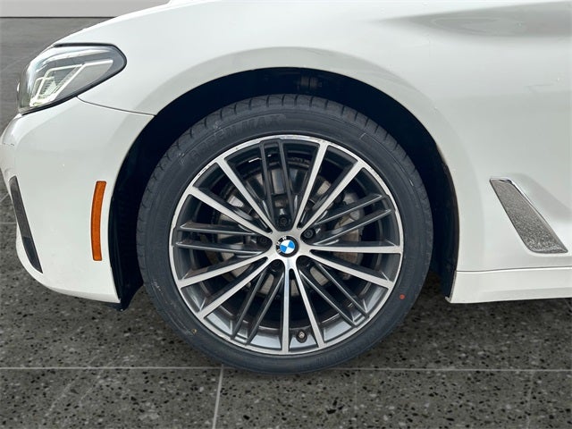 2022 BMW 5 Series 530i
