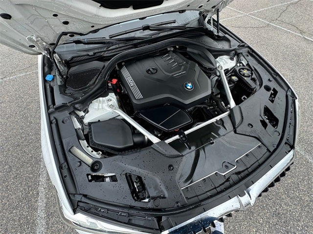 2022 BMW 5 Series 530i