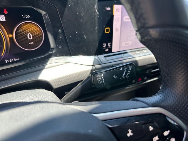 2022 Volkswagen Golf GTI 2.0T SE