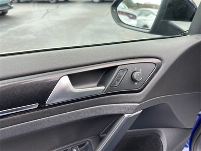 2019 Volkswagen Golf R DCC & Navigation 4Motion