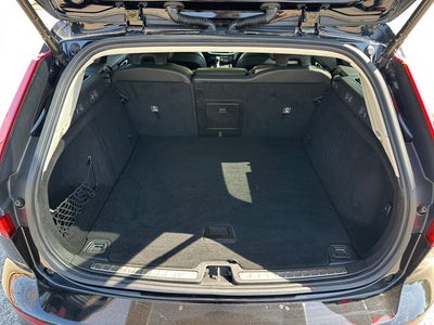 2021 Volvo V60 Cross Country T5
