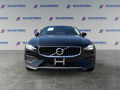 2021 Volvo V60 Cross Country T5