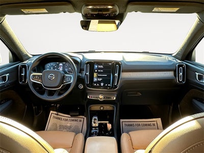 2022 Volvo XC40 T5 Inscription