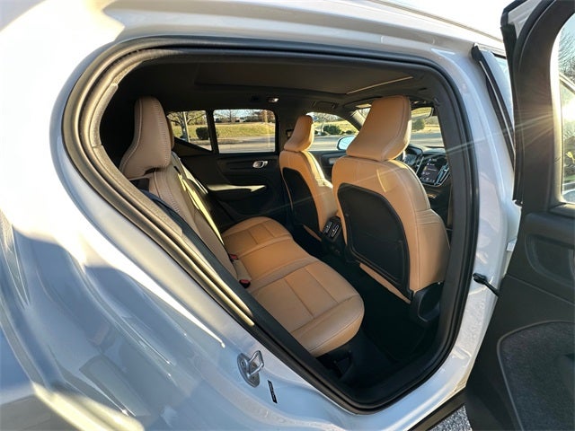 2022 Volvo XC40 T5 Inscription