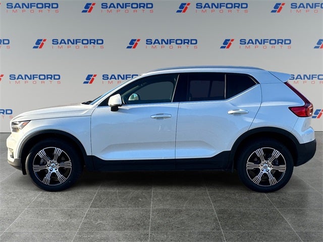 2022 Volvo XC40 T5 Inscription