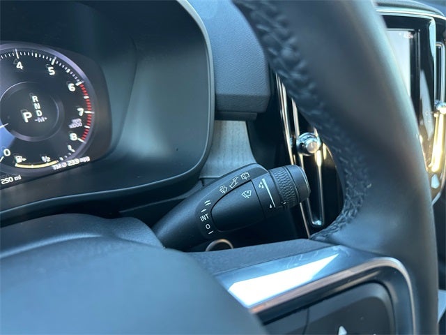 2022 Volvo XC40 T5 Inscription