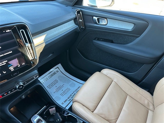 2022 Volvo XC40 T5 Inscription