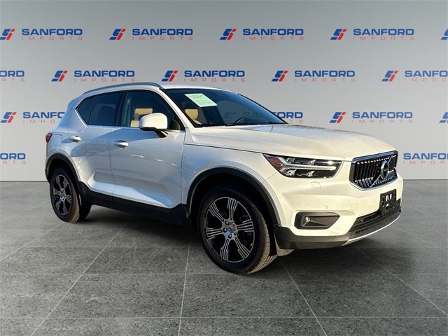 2022 Volvo XC40 T5 Inscription