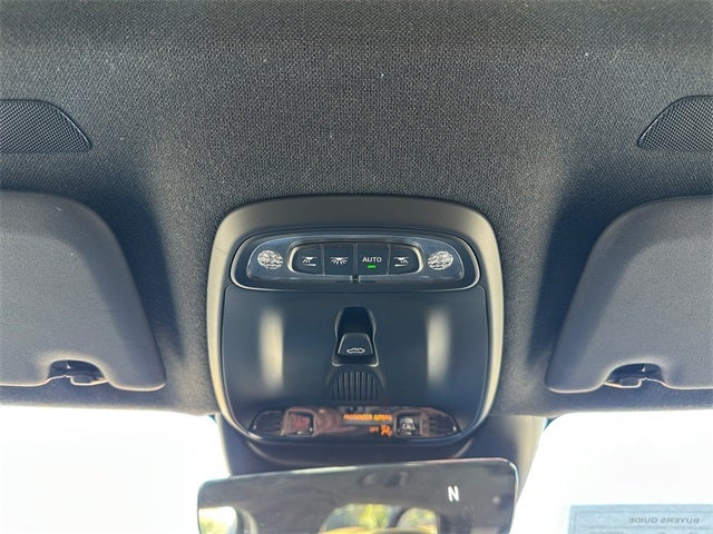 2021 Volvo XC40 R-Design