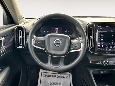 2023 Volvo XC40 B5 Plus Bright Theme