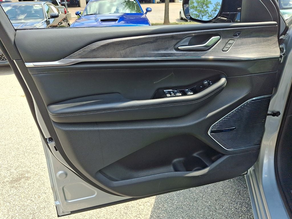 2023 Jeep Grand Cherokee L Overland
