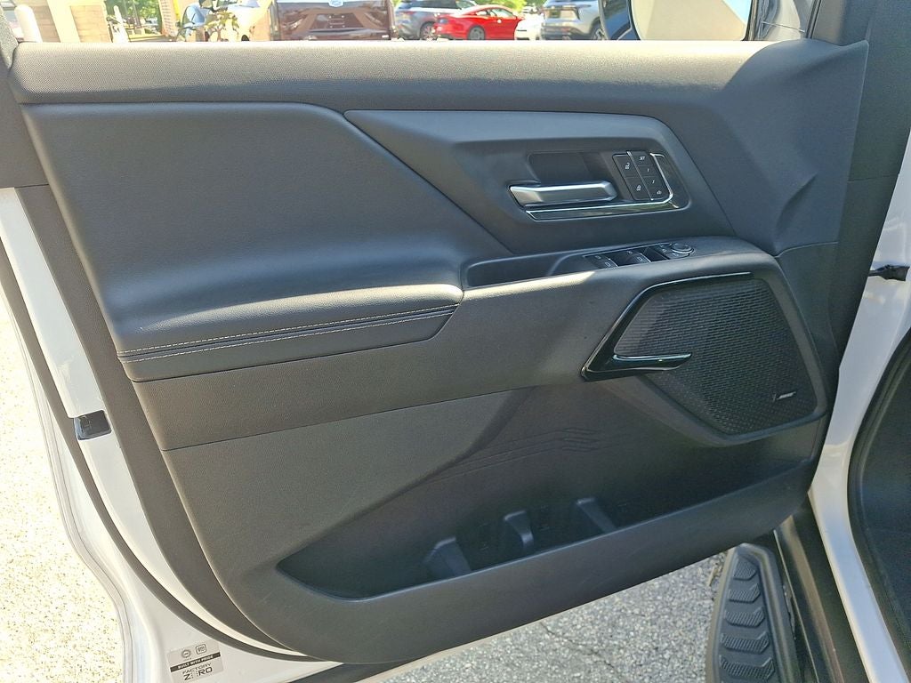 2025 Chevrolet Silverado EV LT