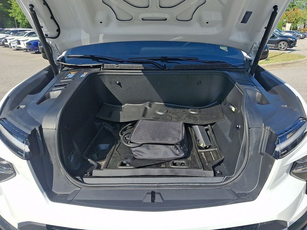 2025 Chevrolet Silverado EV LT