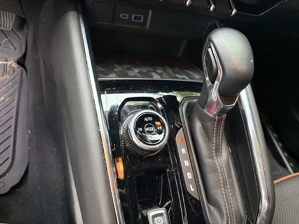 2025 GMC Canyon AT4