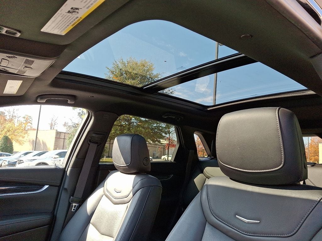 2022 Cadillac XT5 Premium Luxury