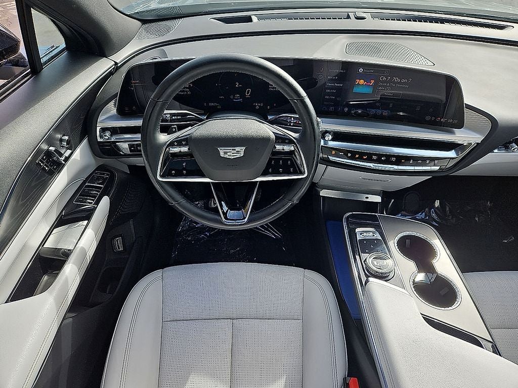 2024 Cadillac LYRIQ Sport