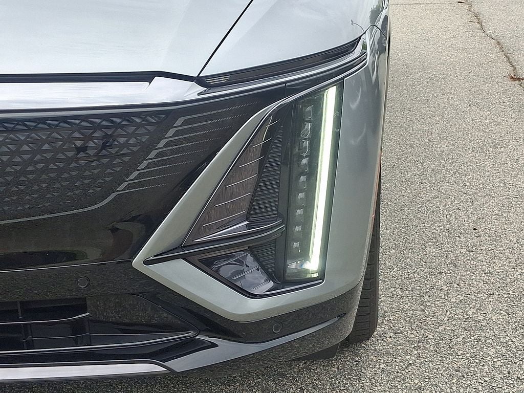 2024 Cadillac LYRIQ Sport