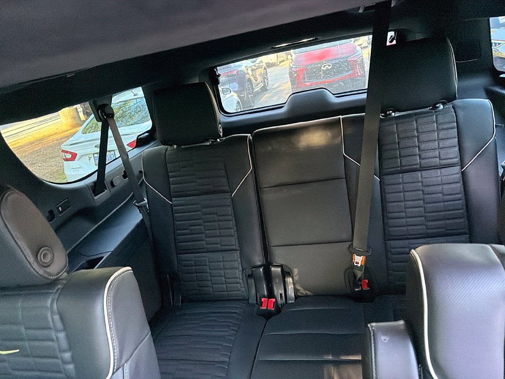 2023 Cadillac Escalade ESV Sport Platinum