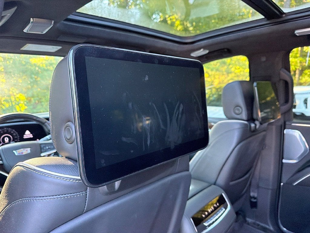 2023 Cadillac Escalade ESV Sport Platinum