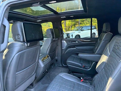 2023 Cadillac Escalade ESV Sport Platinum