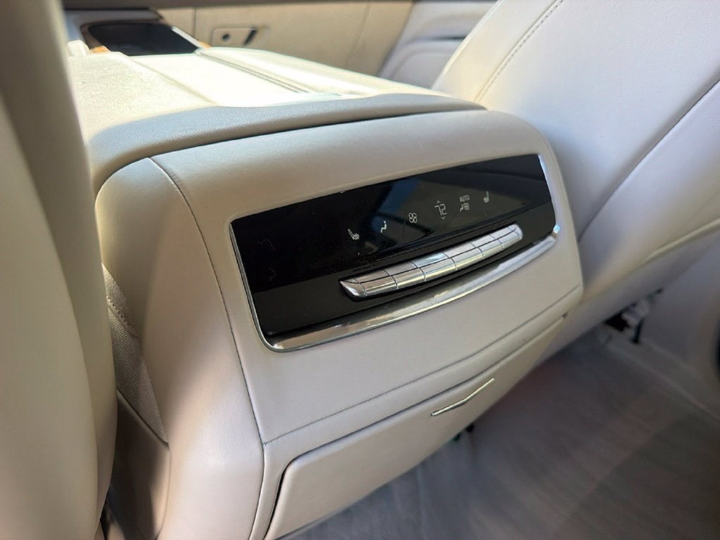 2024 Cadillac Escalade ESV Sport Platinum